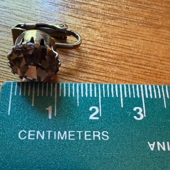 Vintage purple stone earrings - Picture 3 of 3